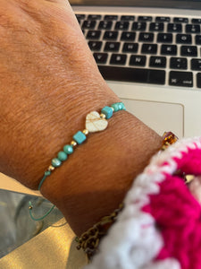 Armband hart met facetkralen Zeegroen