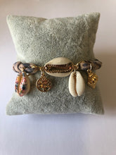 Afbeelding in Gallery-weergave laden, Ibiza Armband schelp en bedels